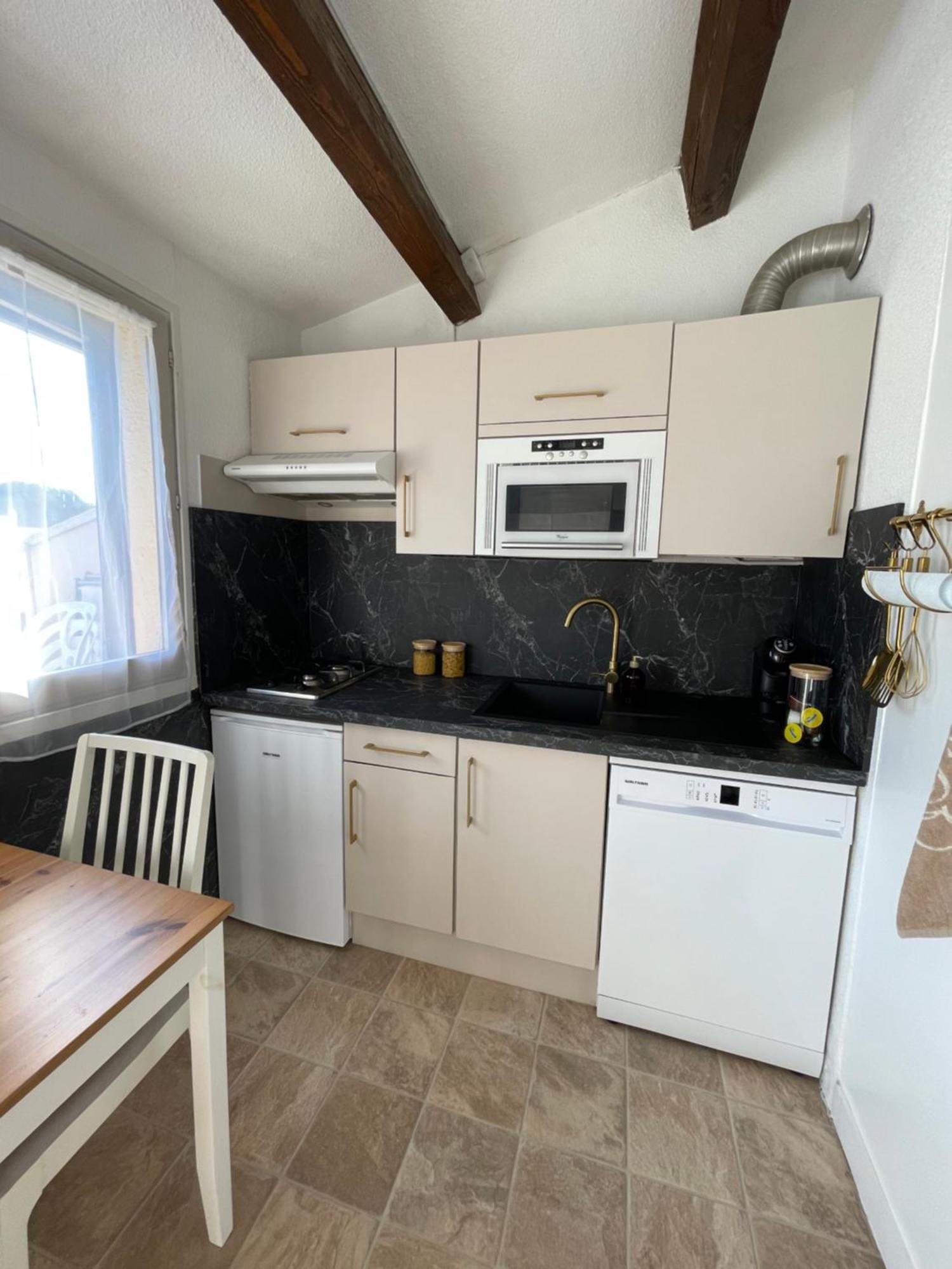 Appartement Pinede Piscine Clim Proche Plage Village Naturiste Агде Екстериор снимка